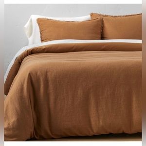 King Linen Blend Duvet Cover & Sham Set in Warm Brown